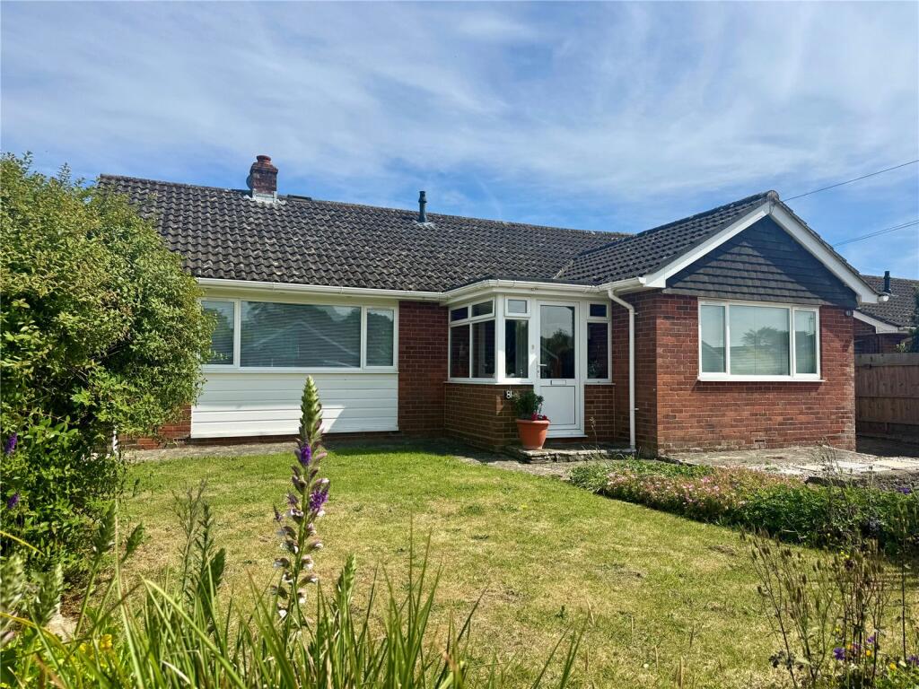 3-bed bungalow on Pinewood Road, Hordle, Hampshire, SO41, £450,000