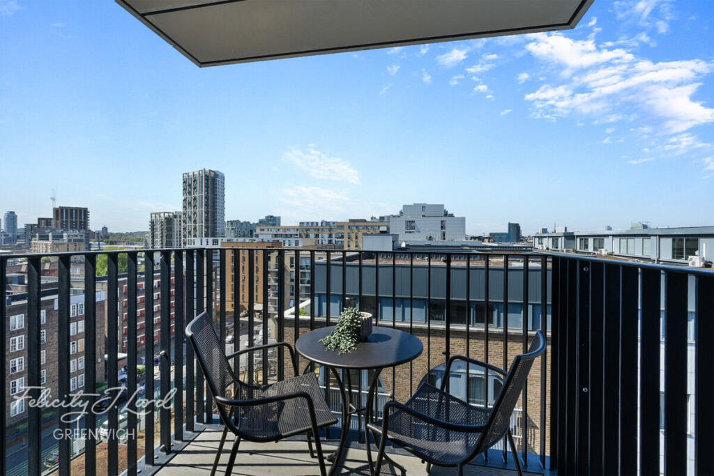 Apartment in London, Greenwich Town Centre, Greenwich Peninsula - More