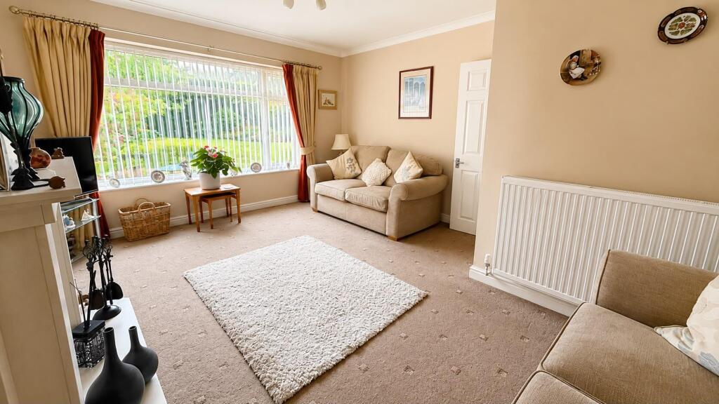 Tytherington Drive, Macclesfield photo 4