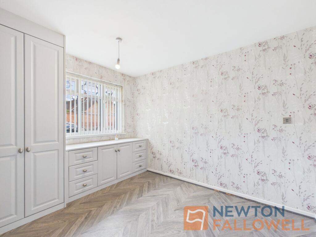 Apartment in Walsall, West Midlands - More