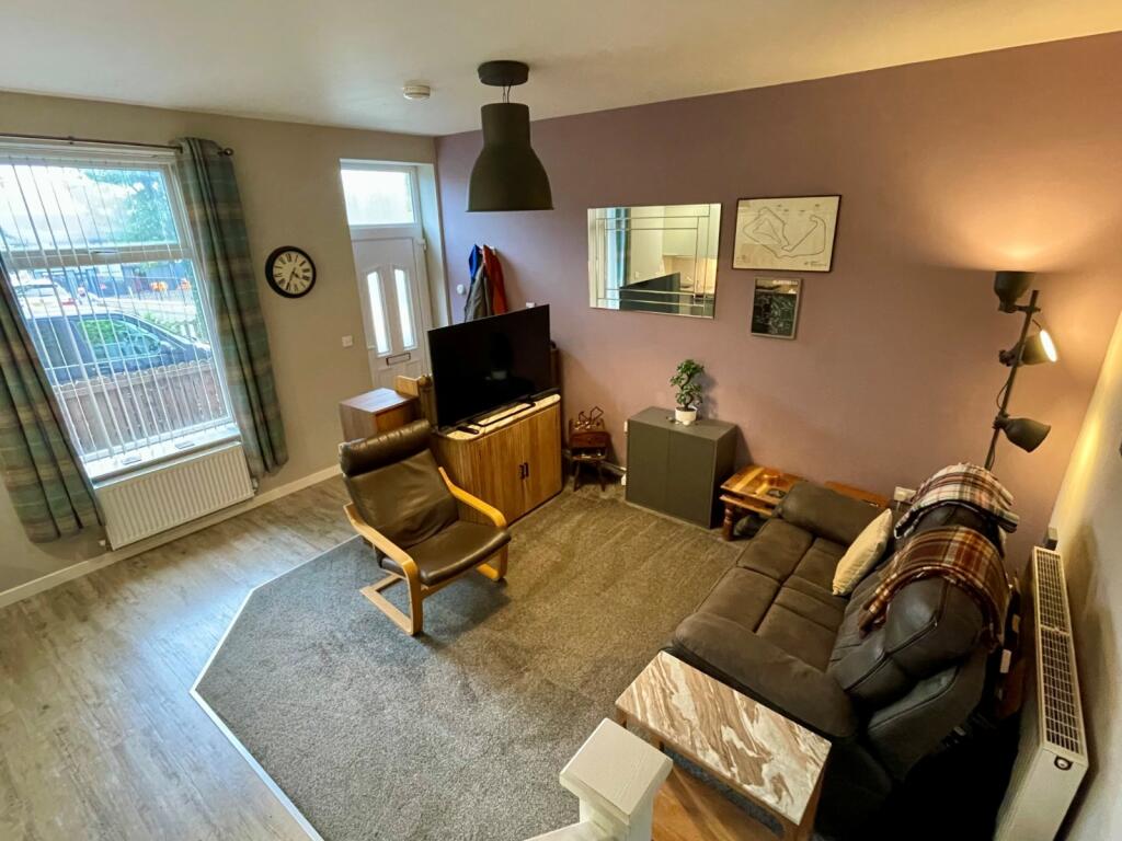 Town Street, Birkenshaw, Bradford, West Yorkshire, BD11 photo 3