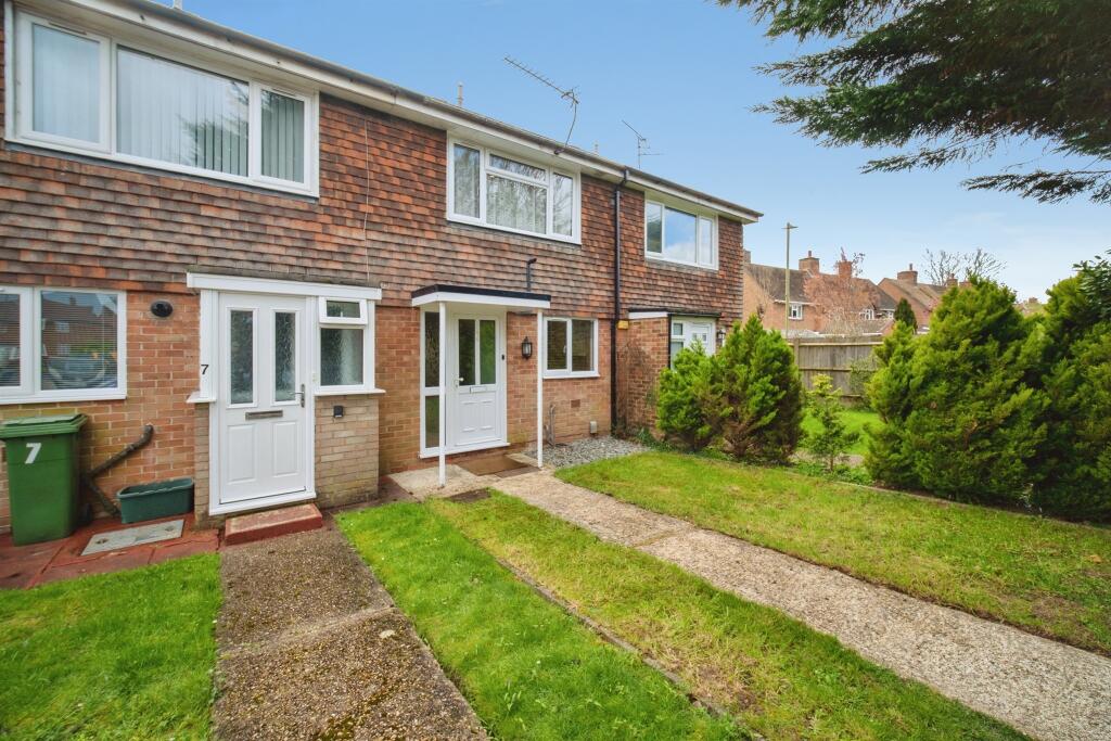 Main image of property: Gordon Close, Basingstoke