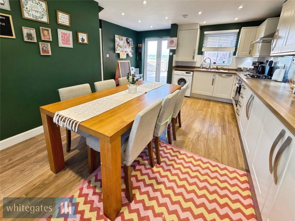 Quarry Bank Close, Cudworth, S72 photo 4