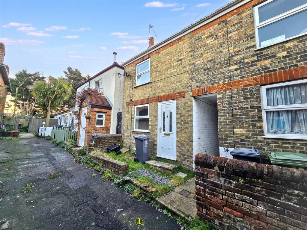 Main image of property: Bank Gardens, Ryde, PO33 2SY