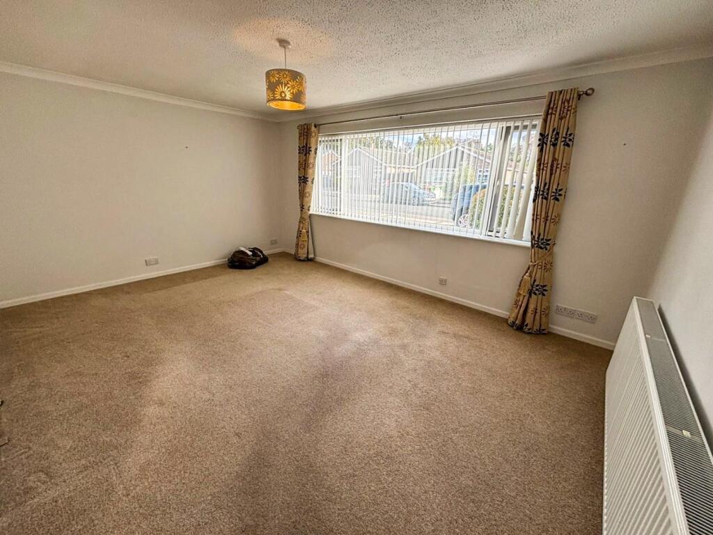 Birch Crescent, Lakenheath photo 4