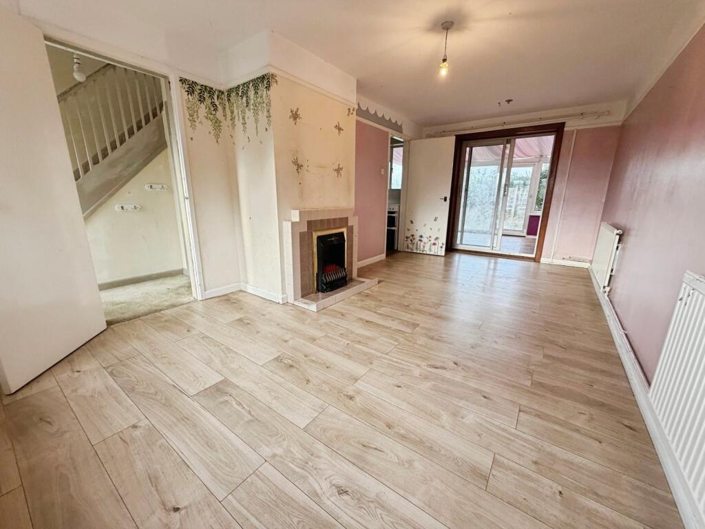 The Close, Portman Road, Pimperne, Dorset, DT11 photo 2