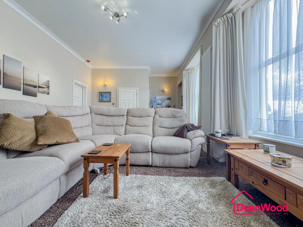 Apartment in Ramsey, Garff - View 5