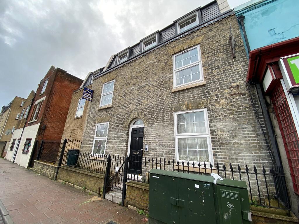Main image of property: Flat 4, 5 Onslow Road, Southampton, Hampshire, SO14
