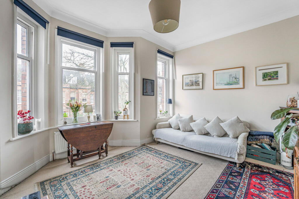 Barcombe Avenue, London, SW2 photo 2