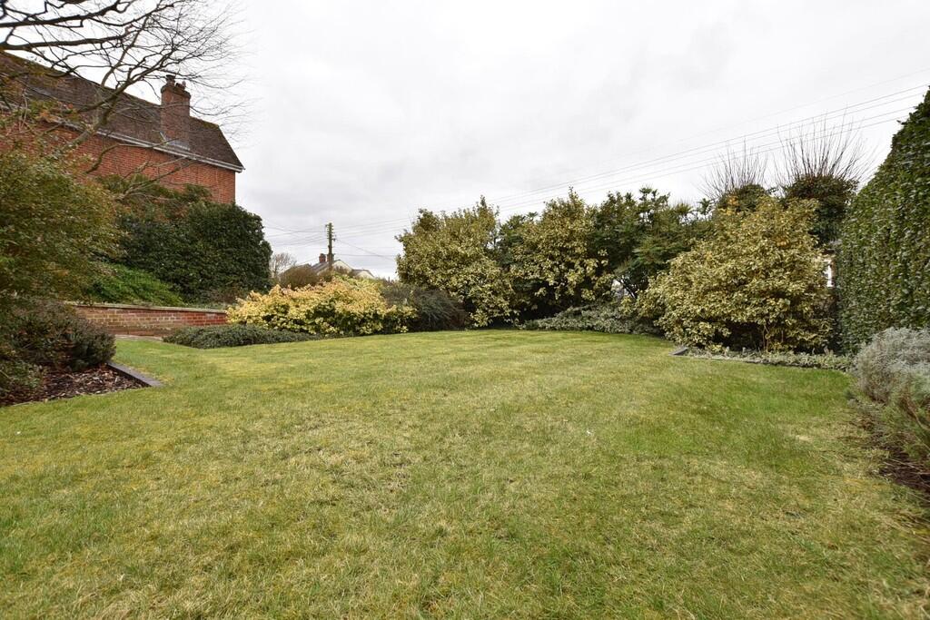 3-bed detached on Melford Road, Sudbury, £685,000