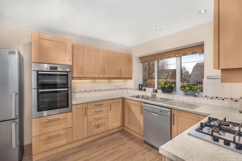 16, Silver Street, Chacombe - No onward chain photo 3