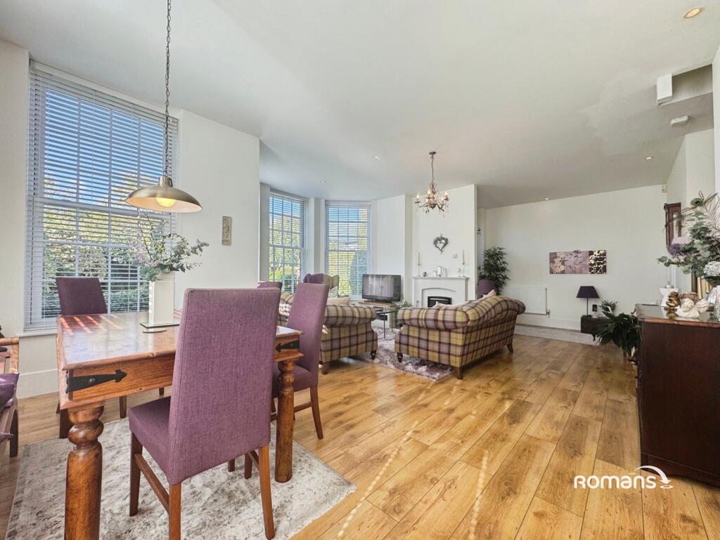 House in Basingstoke and Deane, Rooksdown - More