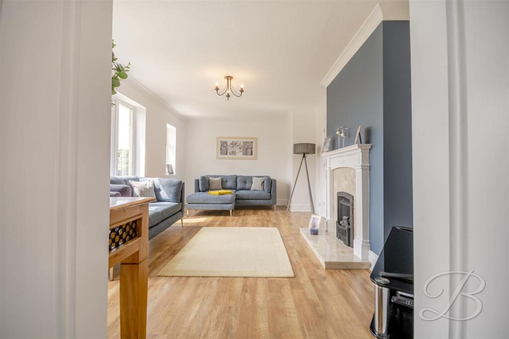 Hawksworth Avenue, Forest Town, Mansfield - View 3