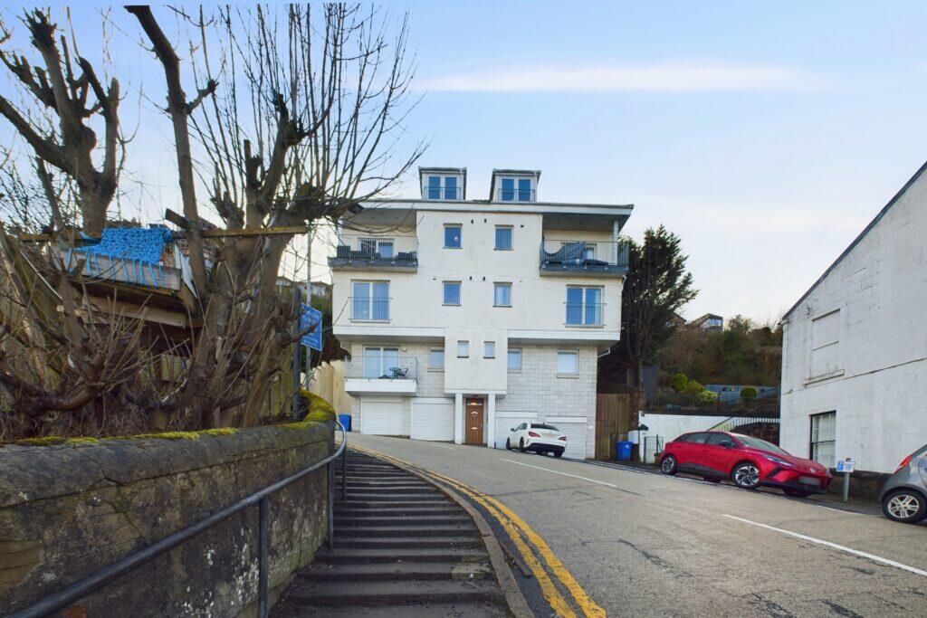 Main image of property: Flat A, 71 Victoria Road, Gourock, PA19 1DB