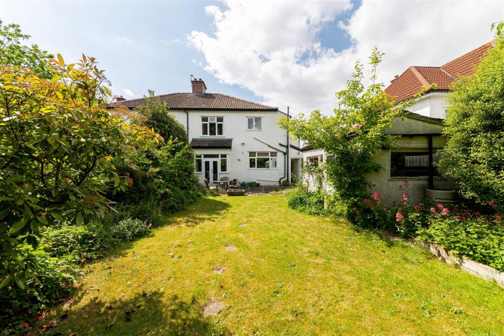 Cross Elms Lane | Stoke Bishop photo 3
