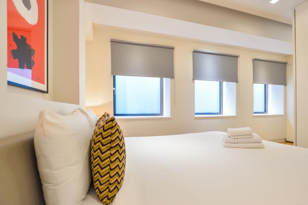 Apartment in London, Soho - View 5