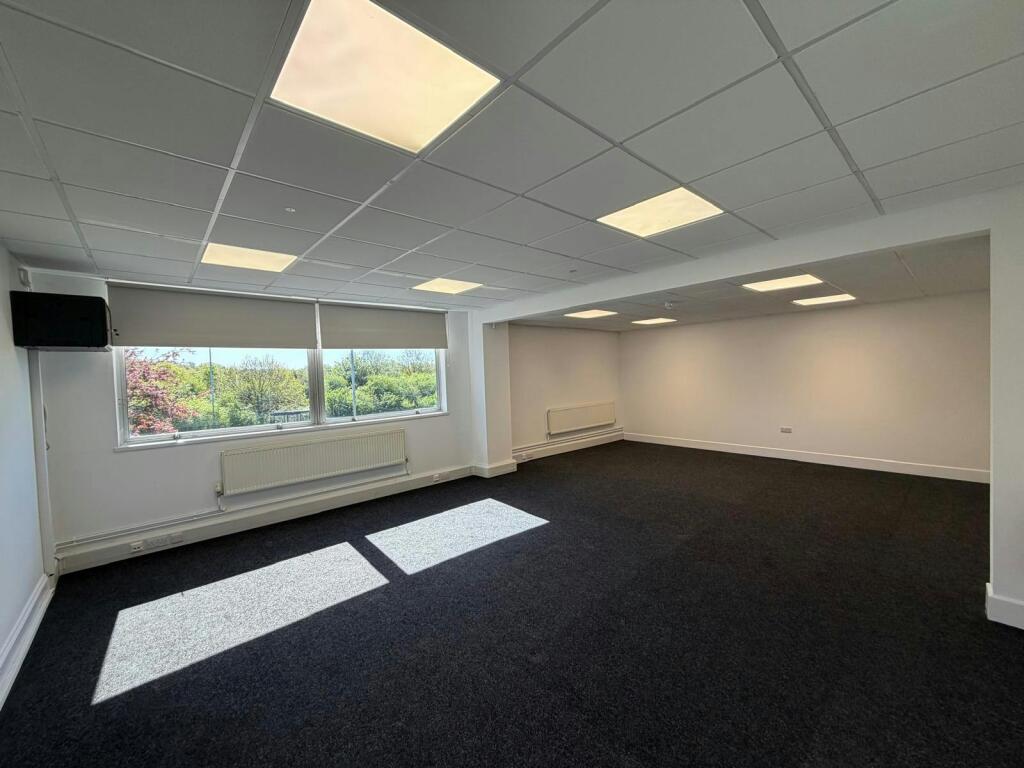 Suite 4 (2)