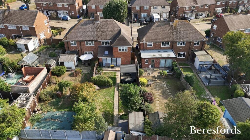 House in Aveley, Essex - View 2