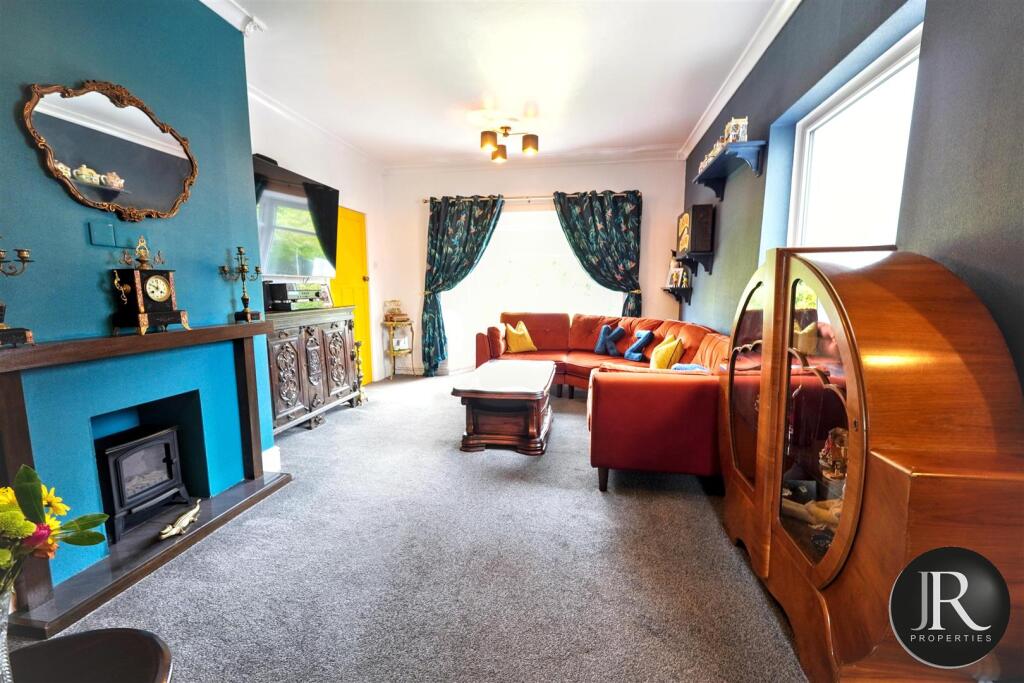 Armitage Road, Brereton, Rugeley photo 4