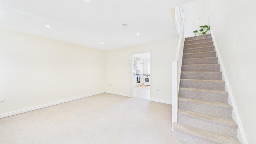 House in Truro - View 3