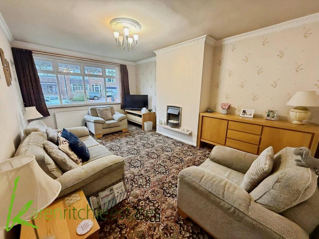 Meads Grove, Farnworth photo 4