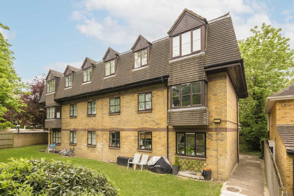 Main image of property: Victoria Road, Essan House