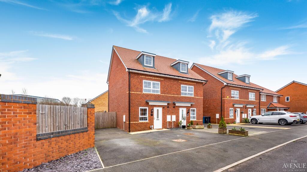 Main image of property: Wentworth Close, Tamworth, B78