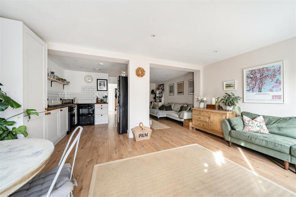 House in Milton Keynes, Turvey - View 4