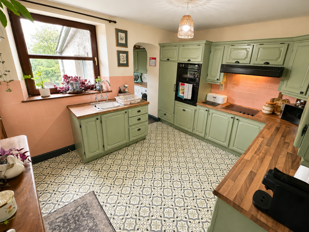 House in Cardiff - View 4