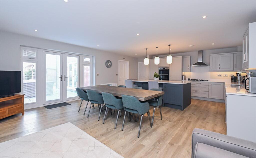House in Lichfield, Alrewas - View 5