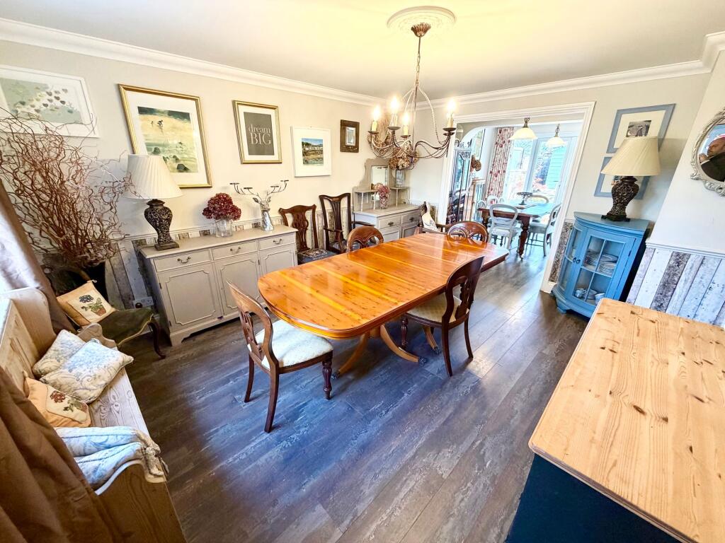 House in Highworth, Westrop, Swindon - View 5