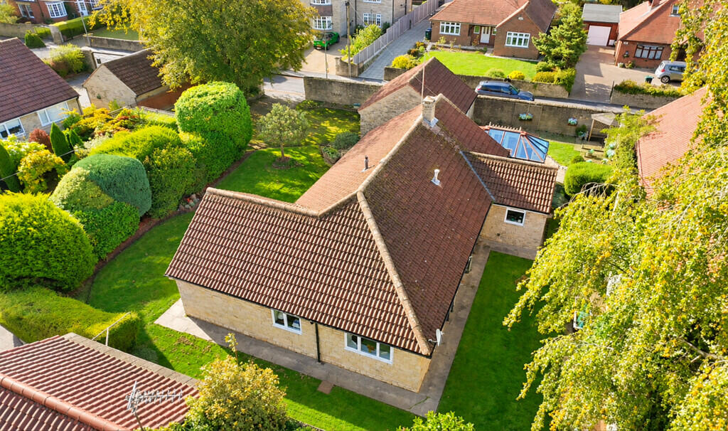 House in Doncaster - View 2