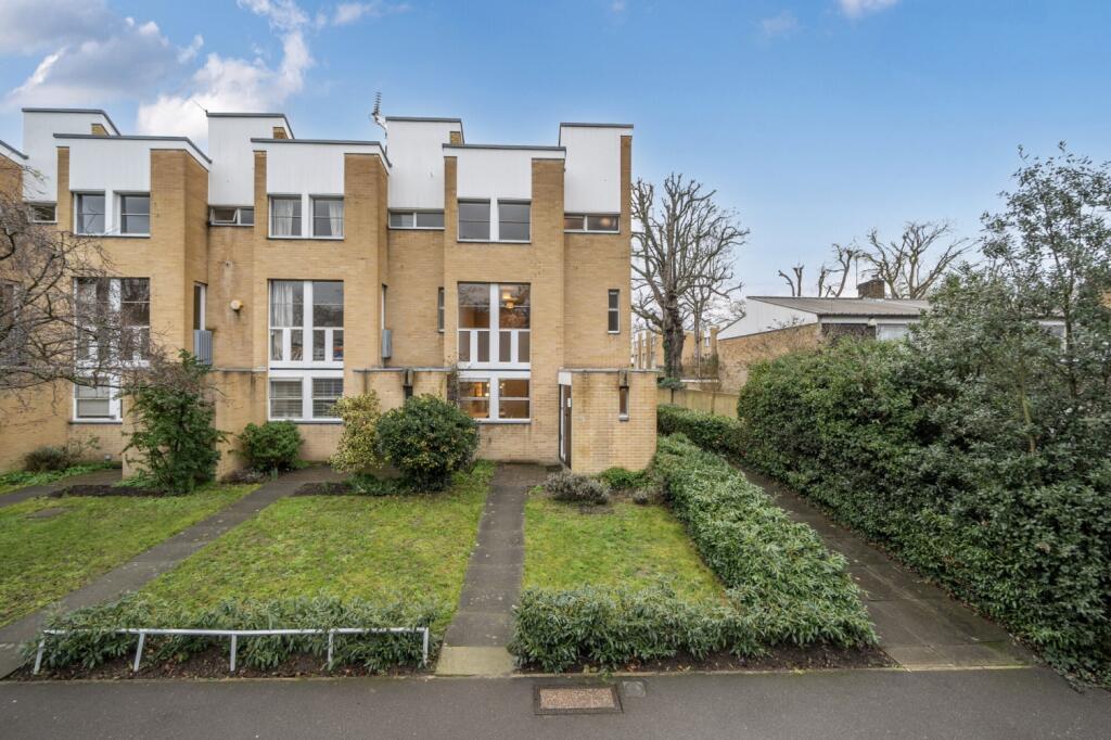 Main image of property: Foxes Dale Blackheath SE3