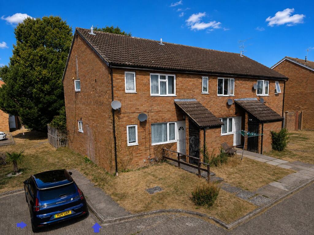 Main image of property: Conway Close, Houghton Regis, Dunstable, Bedfordshire, LU5