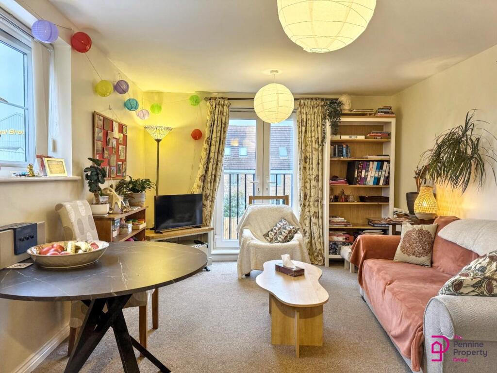 Apartment in Sheffield, Castle Green, Penistone - View 4