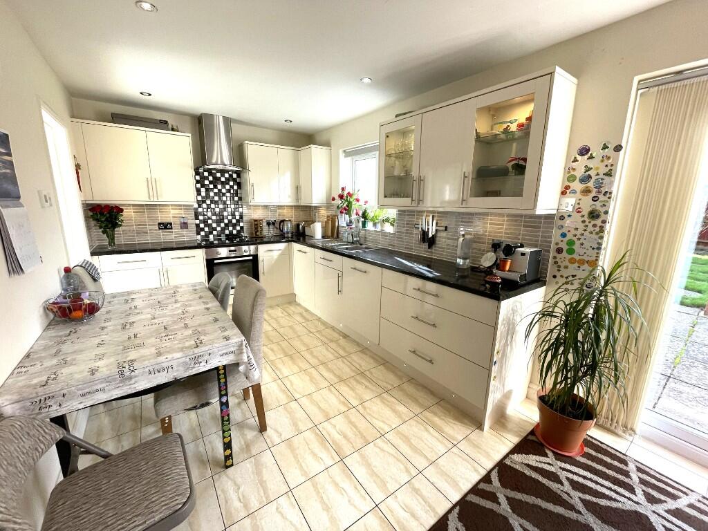 Coldeaton Lane, Milton Keynes, Buckinghamshire, MK4 photo 4