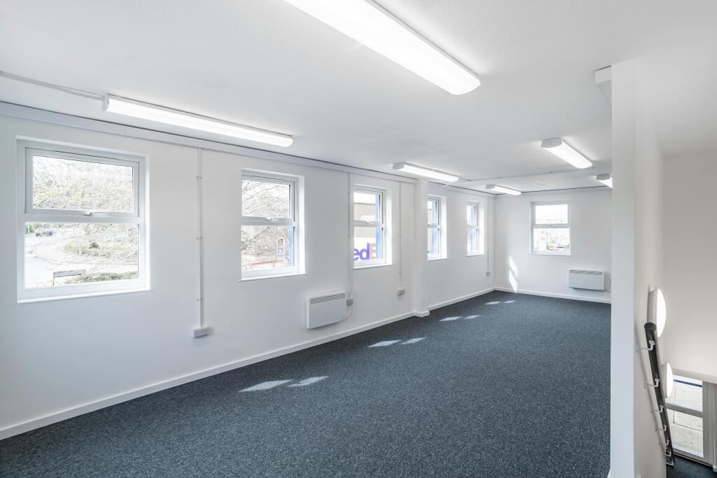 Lawrence Way Ind Estate - Dunstable-16.jpg