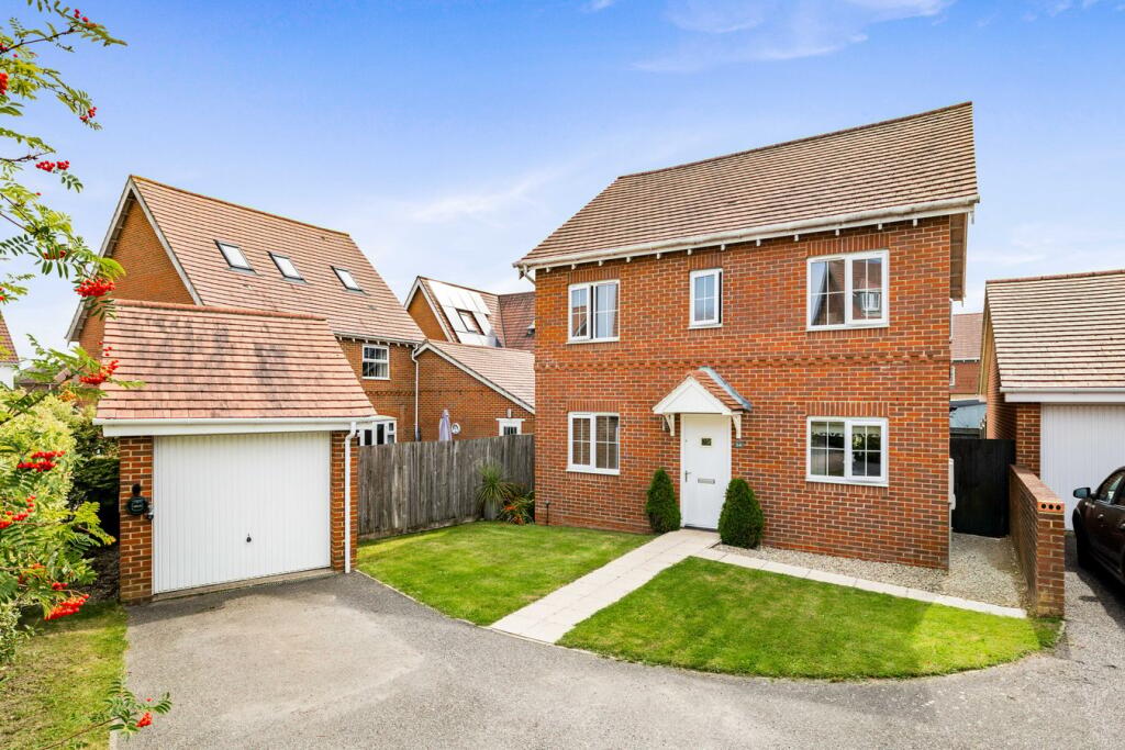 Main image of property: Trunley Way, Hawkinge, Folkestone, CT18