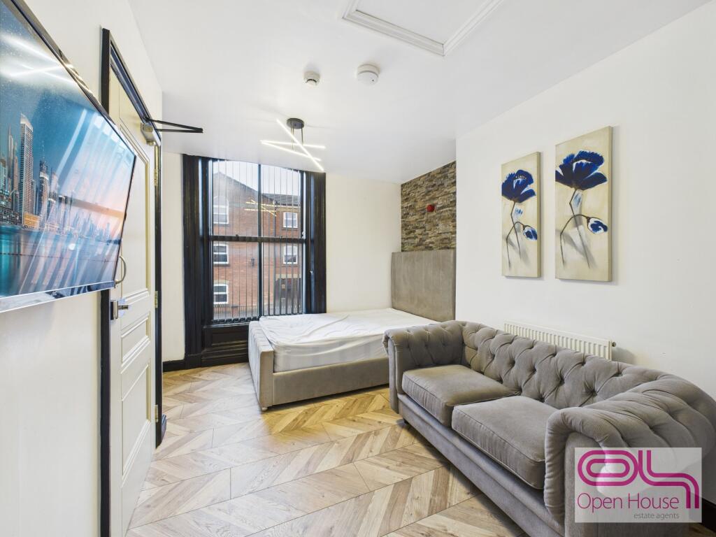 House in Preston - View 5