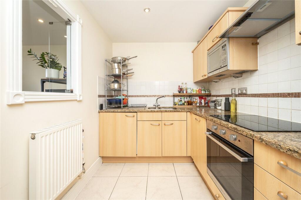 Apartment in London - View 3