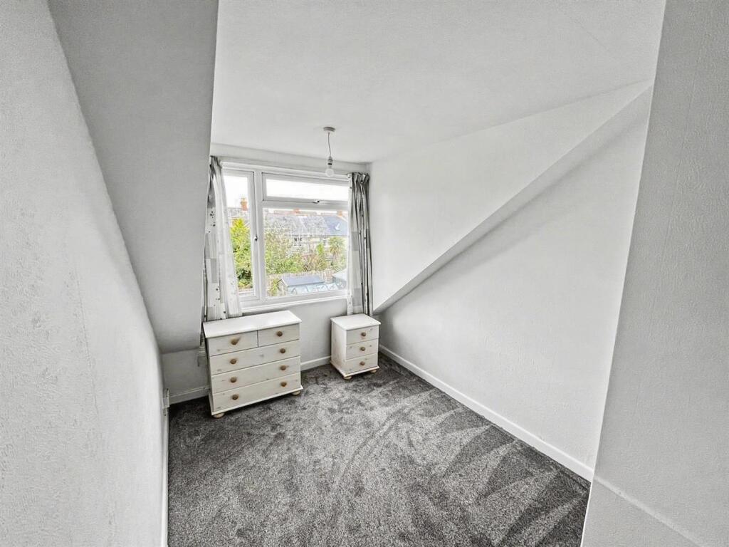 House in Dorchester, Dorset - More