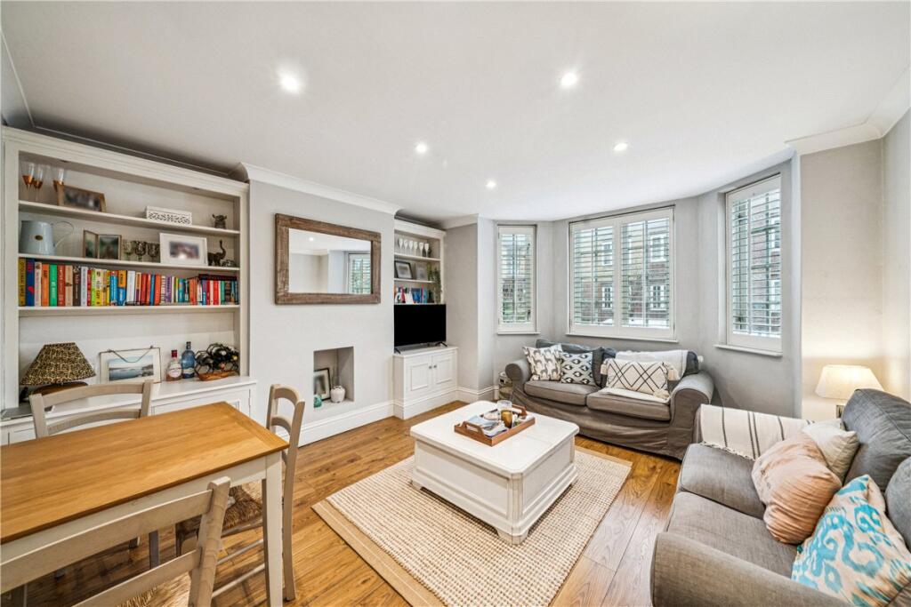 Main image of property: Frogmore, London, SW18