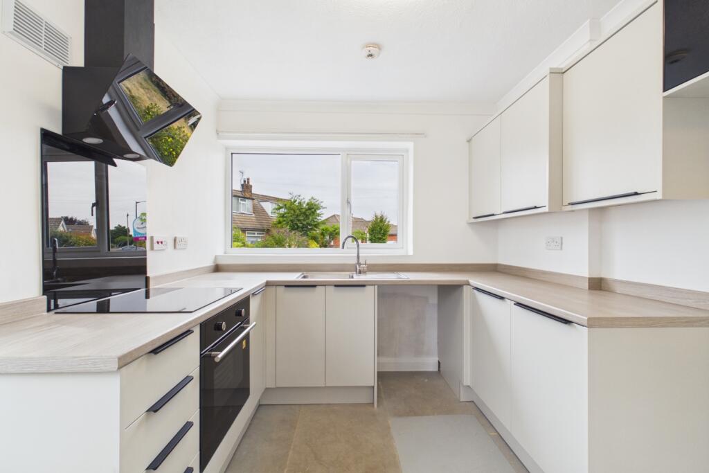 Main image of property: Elmpark Vale, York, North Yorkshire, YO31 1DU