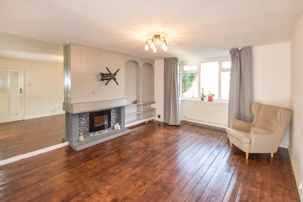 Drummond Drive, Nuthall photo 2