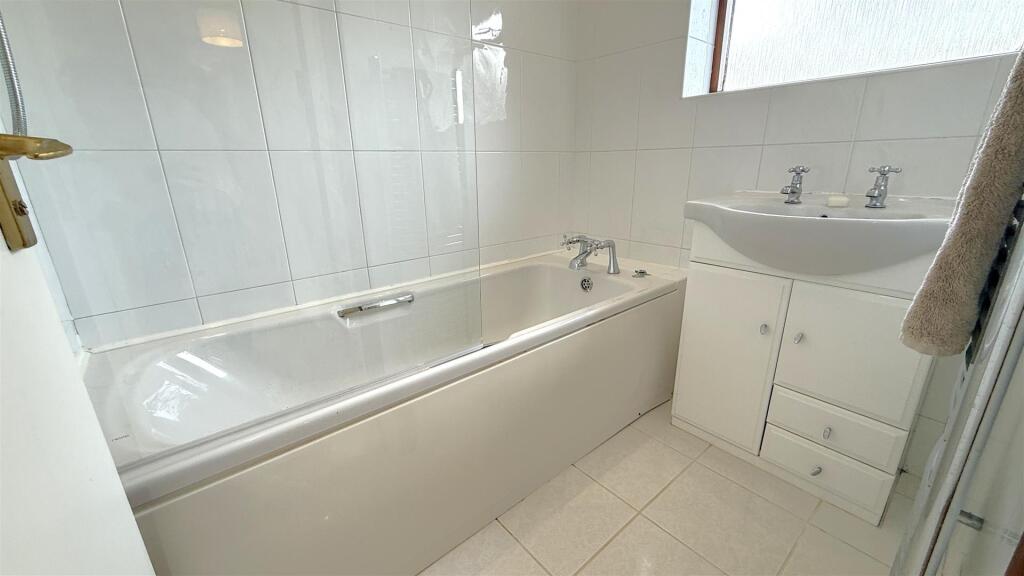Additional image 12 of Long Wood, Bournville, Birmingham