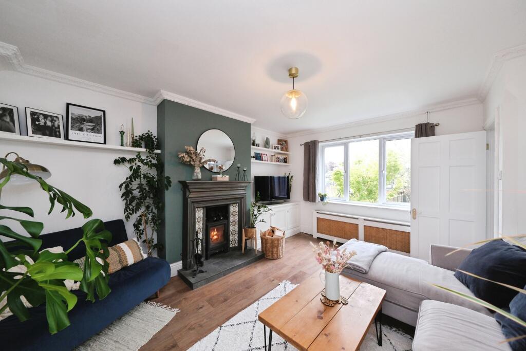 House in Nottingham, Wilford - View 2