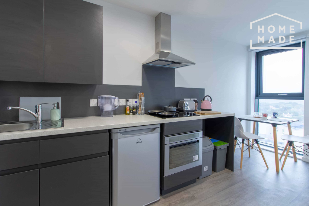 Apartment in Bournemouth - View 6