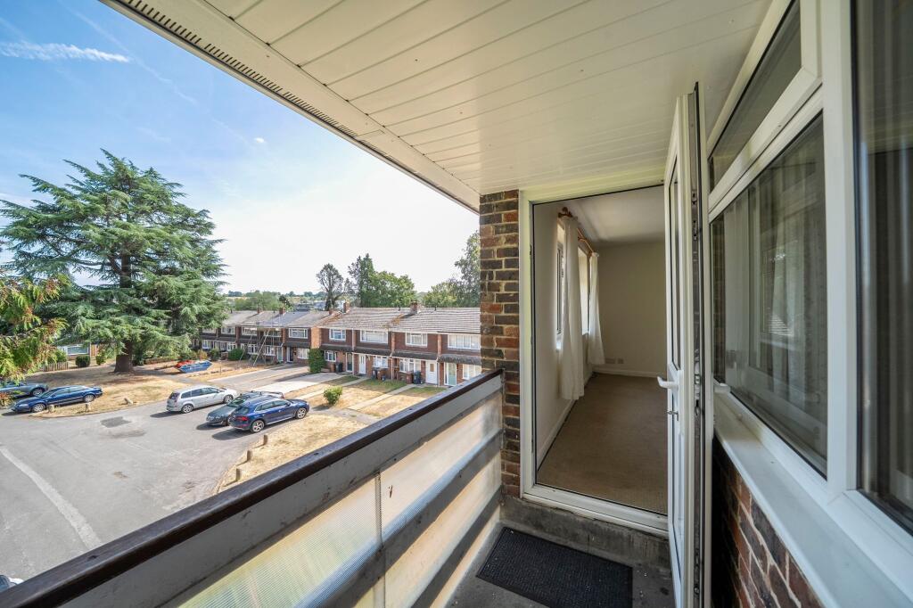 Apartment in Salisbury - More