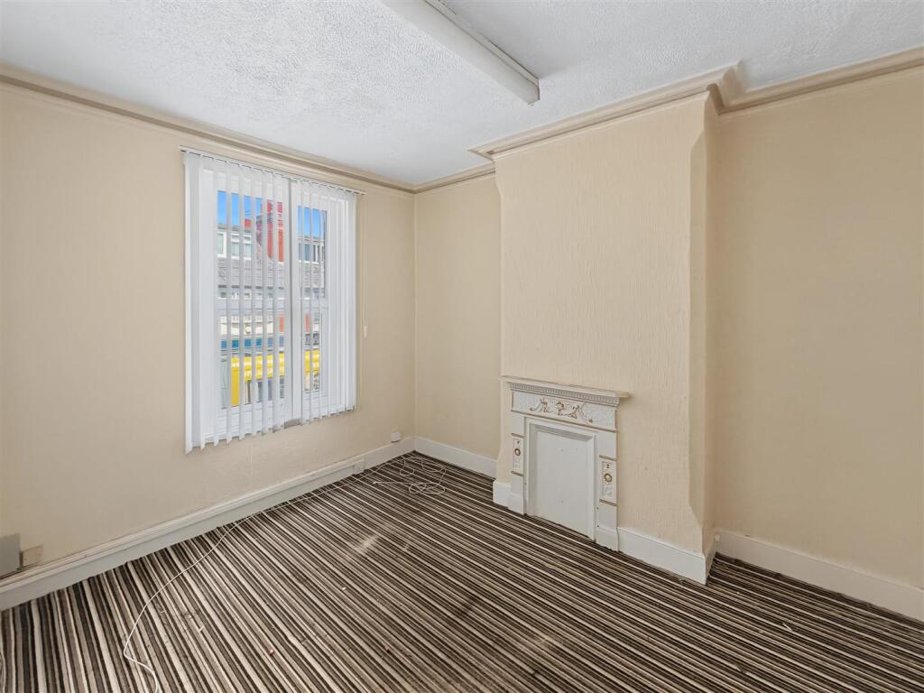Apartment in Nottingham - More