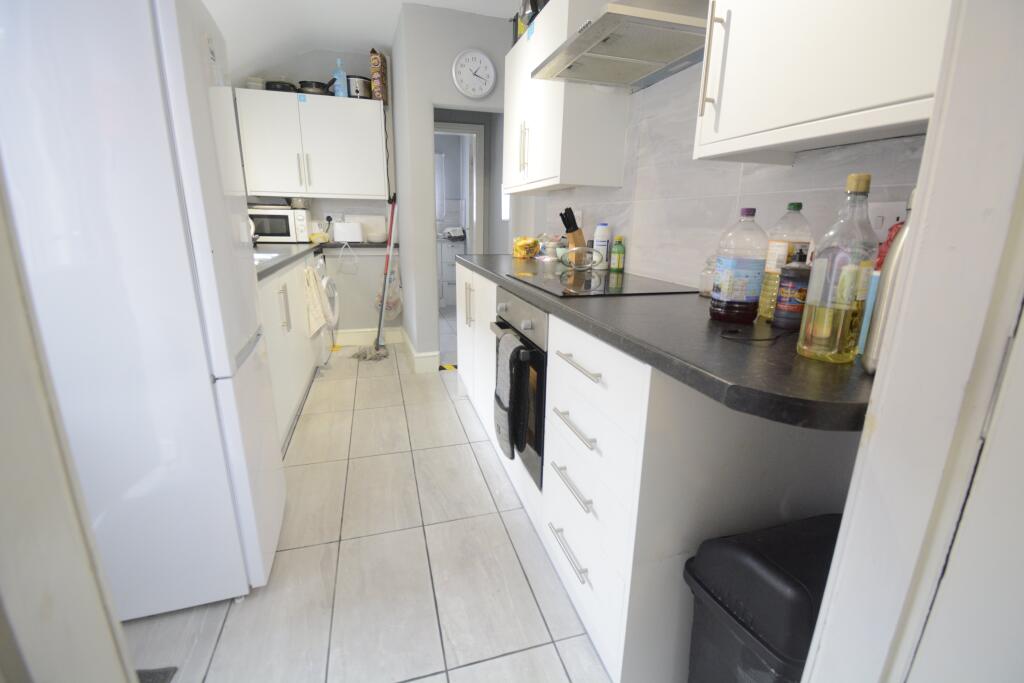 Cromwell Street , Lincoln, - View 5
